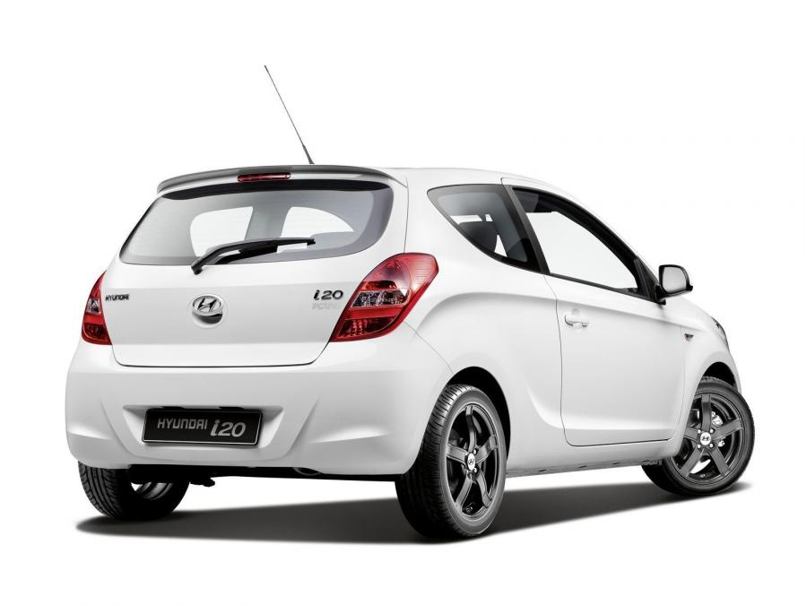  Hyundai i20 3-Door Active 2010 года  (фото 2 из 2)